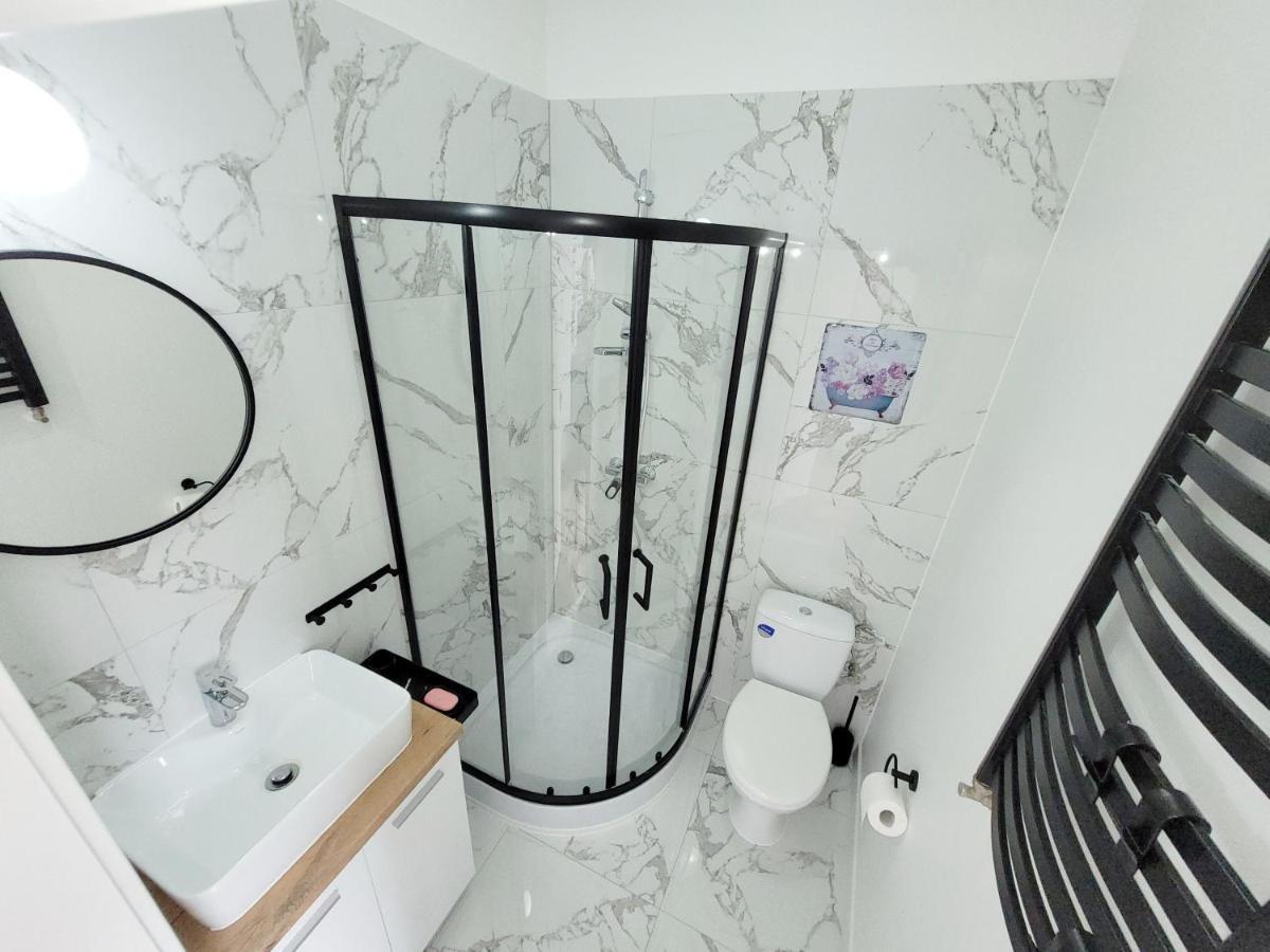 Grand Theater Apartments วูดช์ ภายนอก รูปภาพ